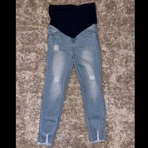 Women’s maternity PINK BLUSH distressed skinny jeans size 29 great condition